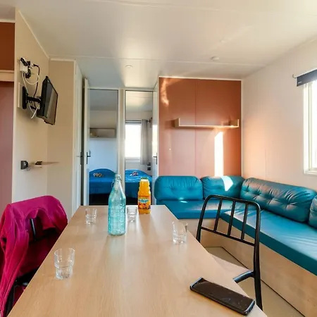 Campsite Camping Les Carolins Portbail